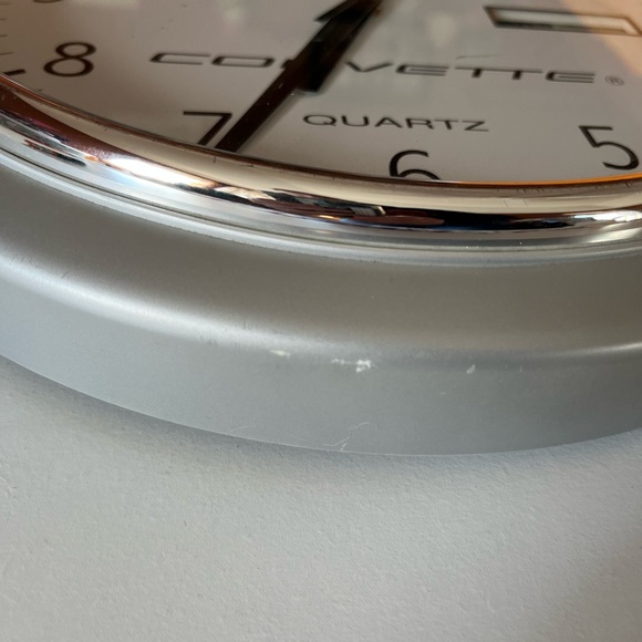 Rare Chevrolet Corvette Cars Quartz Wall Clock with Day/Date Silver Gray Black - Picture 7 of 9